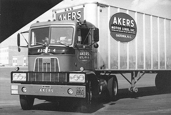 Akers Motor Lines (cab decals)